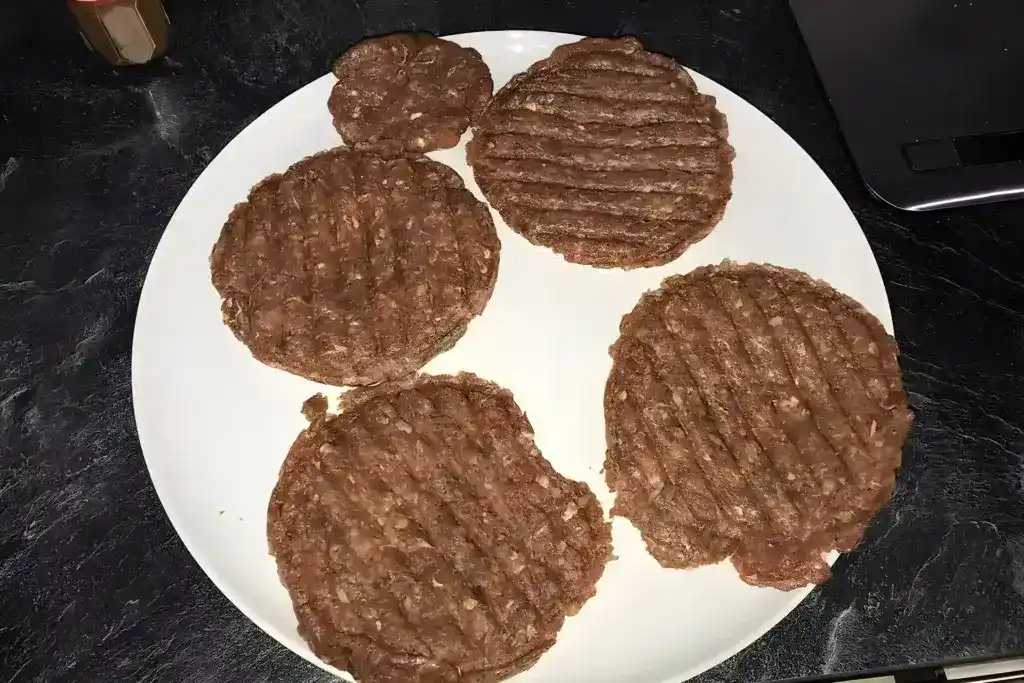 Fein gewürzte Burger Patties Fiefhusen-Style