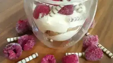 Himbeer-Tiramisu