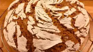 Reines Roggenbrot aus Sauerteig