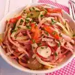 Bunter Wurstsalat
