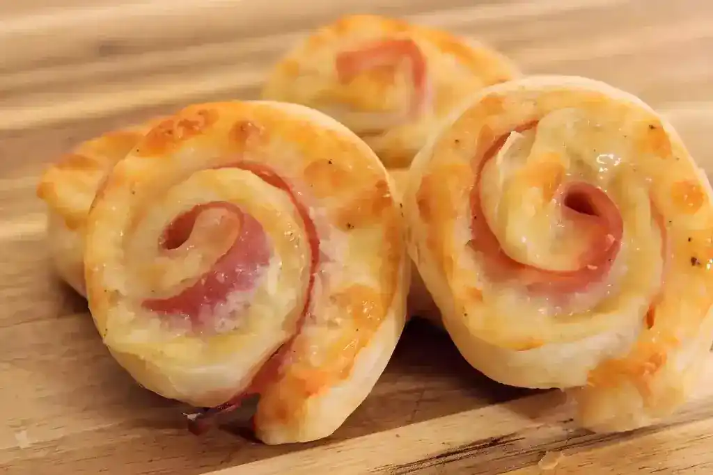 Schinken-Käse-Schnecken
