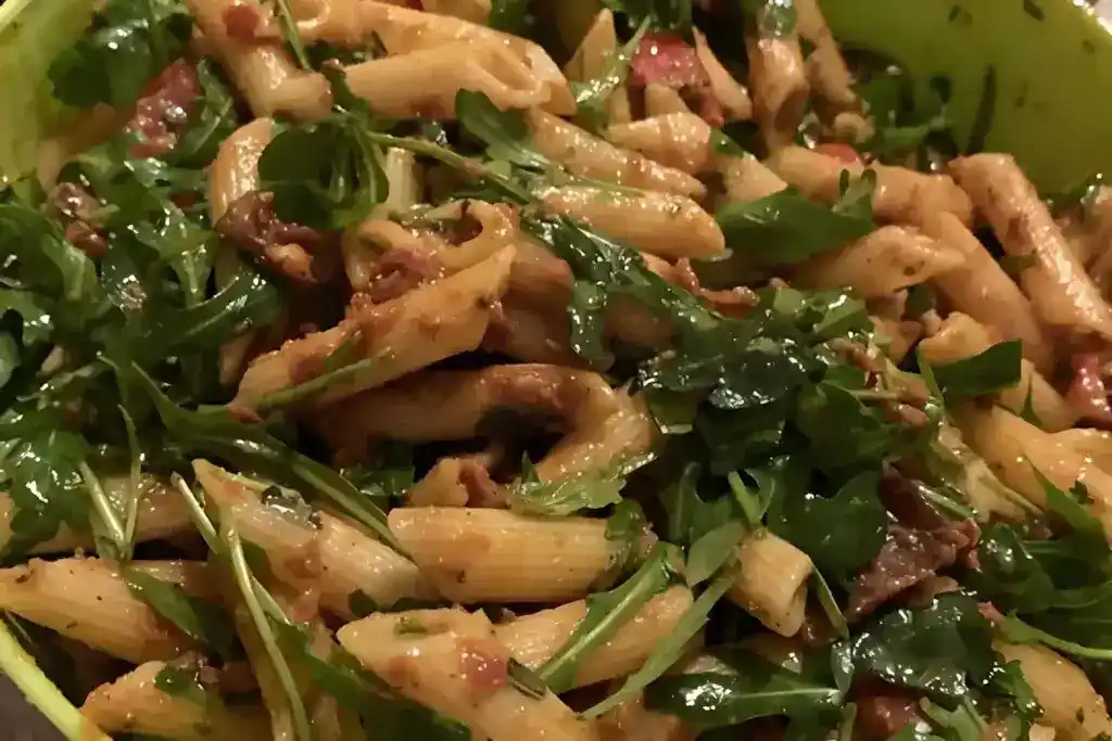 Sylvias Nudel-Pesto-Salat mit frischem Rucola
