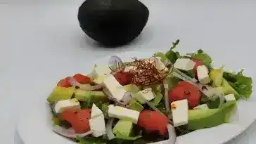 Wassermelonen Avocado Salat mit Feta und Minze 4x