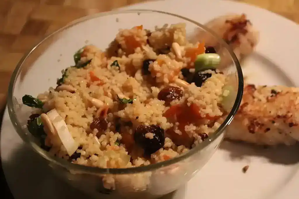 Couscous mit Aprikosen
