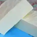 1KG Selbstgemachter Käse aus 2 Litern Milch - Ein Köstliches Rezept