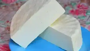 1KG Selbstgemachter Käse aus 2 Litern Milch - Ein Köstliches Rezept