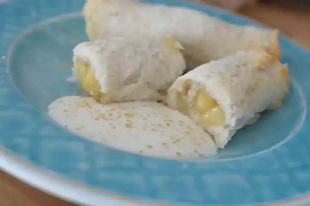 Leckere Mini-Apfelstrudel im Toast-Mantel – Einfach und köstlich!