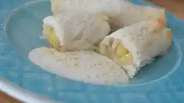 Leckere Mini-Apfelstrudel im Toast-Mantel - Einfach und köstlich!