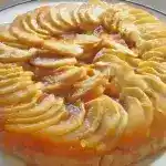 Apfeltarte mit Vanillesoße