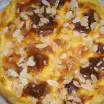 Bratapfelkuchen mit ganzen Äpfeln