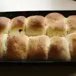Buchteln mit Marmeladenfüllung