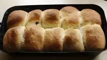 Buchteln mit Marmeladenfüllung