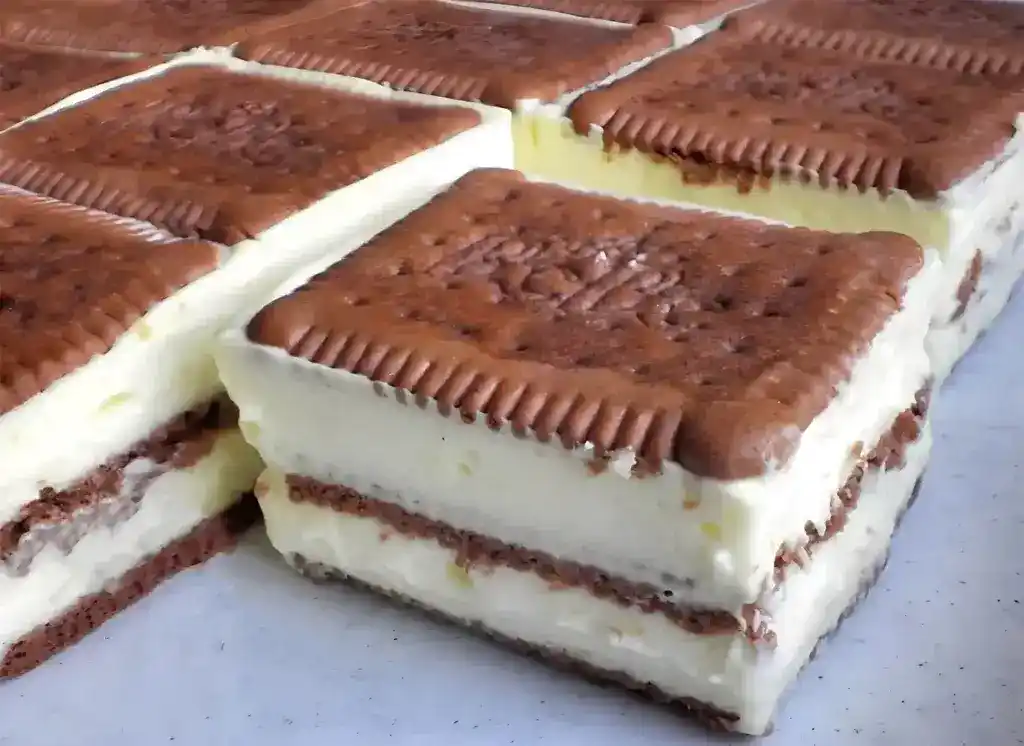 Butterkeks-Vanillecreme-Schnitten Kuchen
