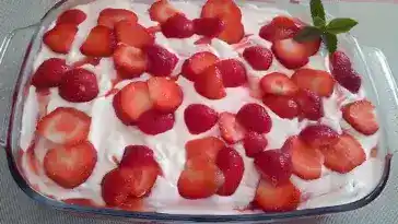 ERDBEER TIRAMISU