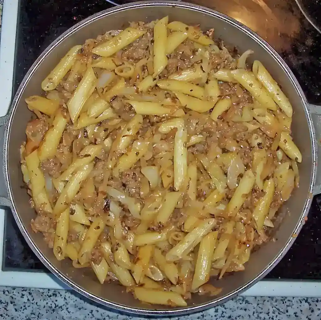 Polnische leckeres Krautnudeln