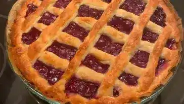 Sour Cherry Pie 4x