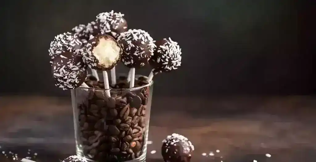 Low Carb Schoko-Kokos-Cake-Pops