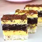 Leckerer kokos creme kuchen mit raffaello