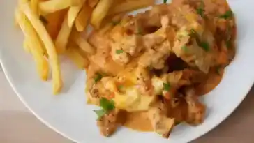 Gyros in Metaxa Sauce 4x