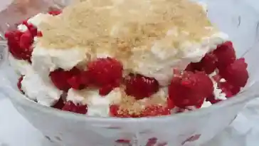 Himbeerzaubercreme: Eine Köstliche und Einfache Nachspeise