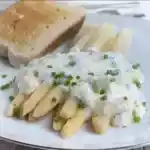 Spargel mit Eiersauce 4x