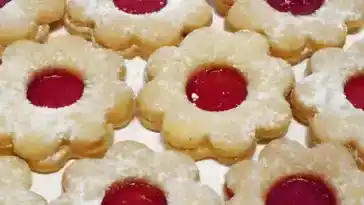 Weihnachtsplatzchen mit Marmelade 4x
