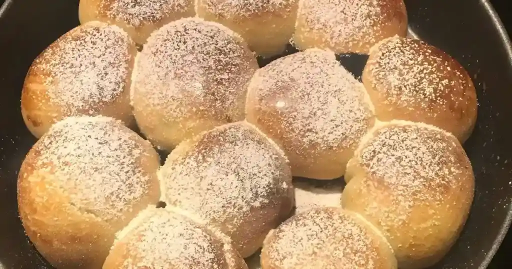 Omas Buchteln, schmecken am dritten Tag wie frisch gebacken! Der absolute Hammer!