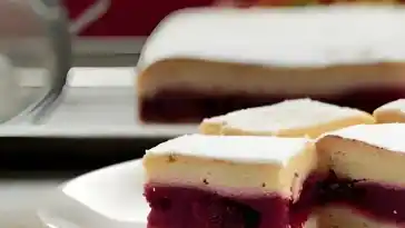 Sauerkirsch-Schnitten ohne Backen