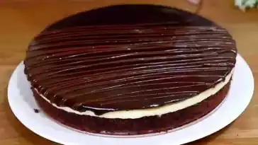 Schokokuchen mit Vanillepudding