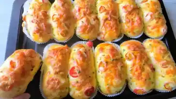 10 Minuten Pizza Brötchen aus dem Backofen