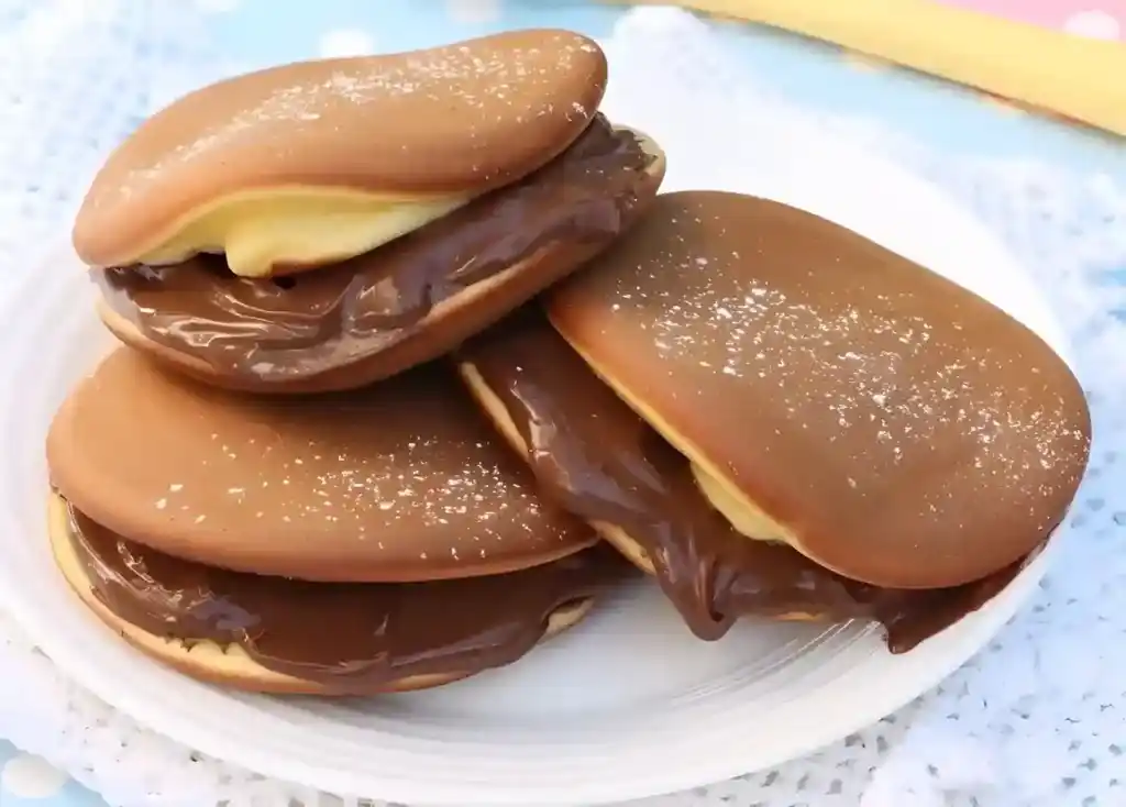 Amerikanische Pfannkuchen mit Nutella