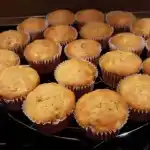 APFEL-SPEKULATIUS-MUFFINS