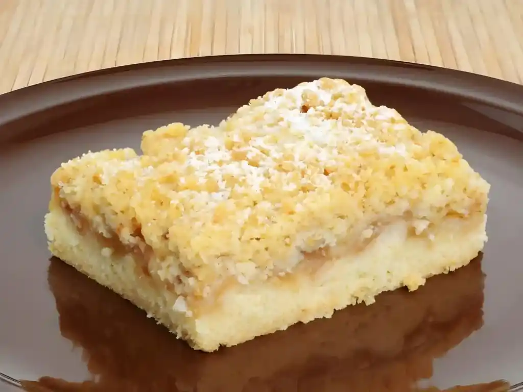 Apfel-Blechkuchen mit Zimt-Streuseln