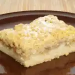Apfel-Blechkuchen mit Zimt-Streuseln