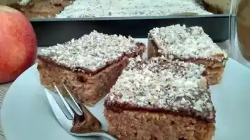Apfel-Gewürzkuchen (ein Tassenrezept) - Ein Einfacher und Leckerer Kuchen