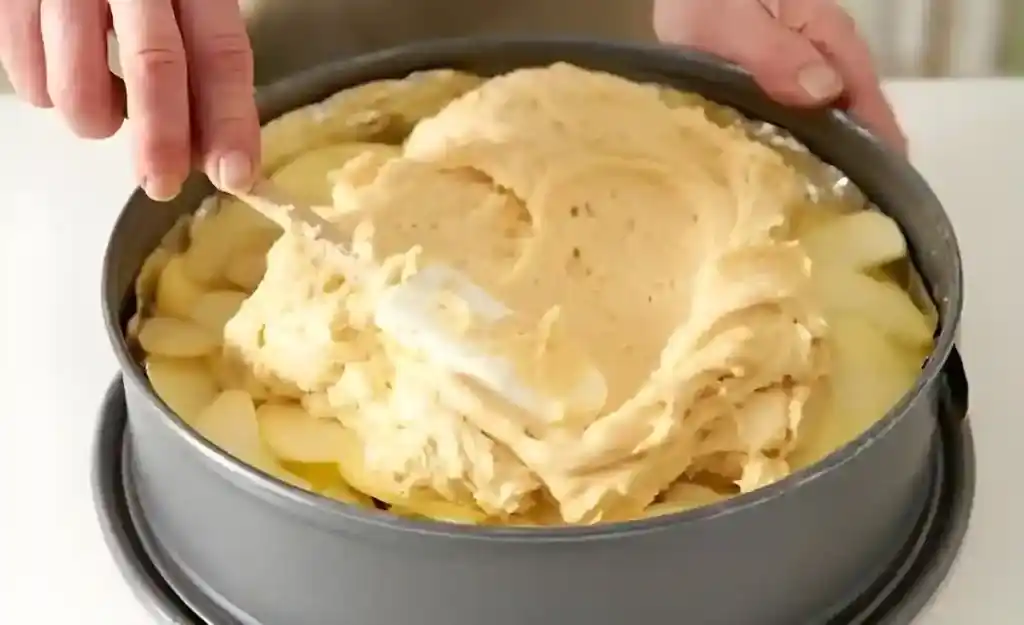 Apfelkuchen mit Walnusscreme
