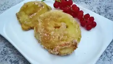 Apfelküchlein mit Zimtzucker