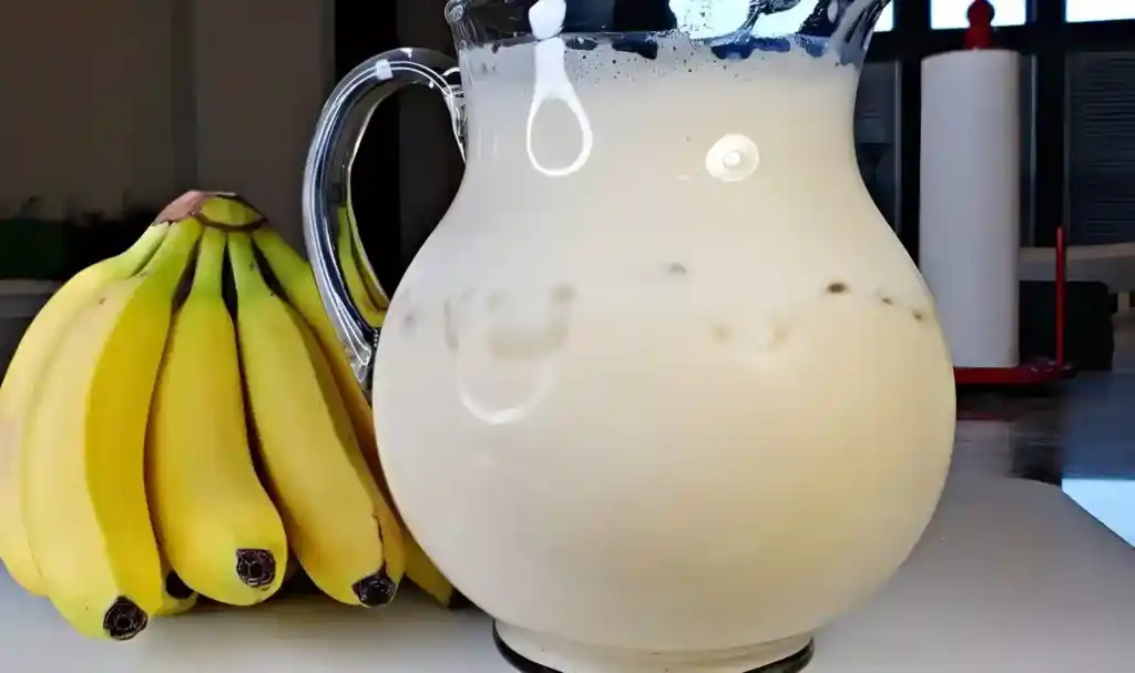 BANANEBOWLE MIT JOGHURT EIN HAMMERGETRÄNK !