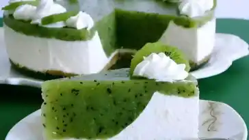 BUTTERKEKS KIWI TORTE MIT FRISCHKÄSE!
