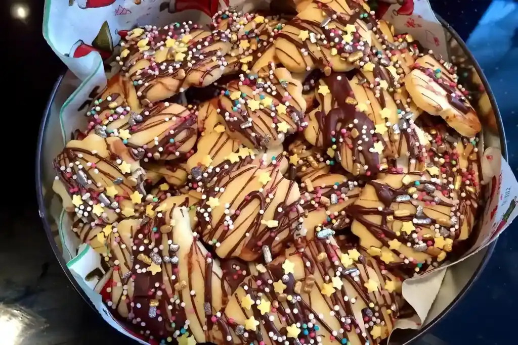 BUTTERPLÄTZCHEN – WEIHNACHTSPLÄTZCHEN