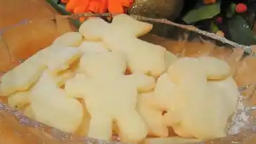 BUTTERPLÄTZCHEN