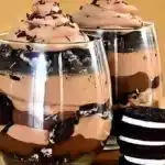 Baileys Schichtdessert im Glas
