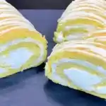 Biskuit Sahnerolle, viel besser als die vom Bäcker !