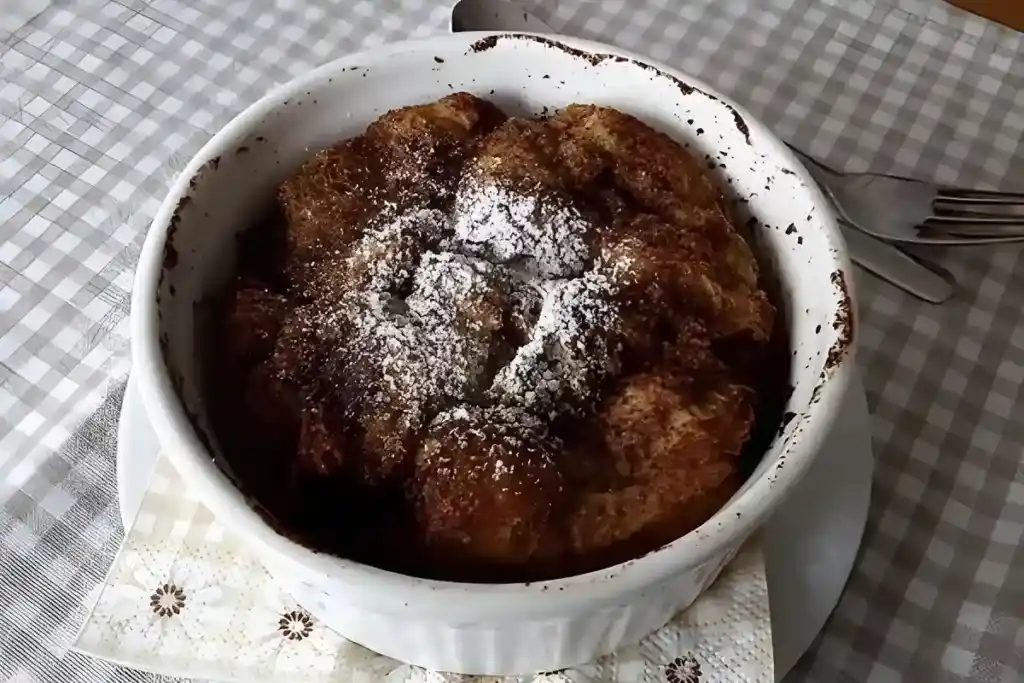 Brioche-and-Butter-Pudding mit Zimtkruste
