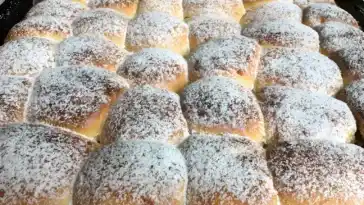 Buchteln nach einem traditionellen Rezept aus Böhmen