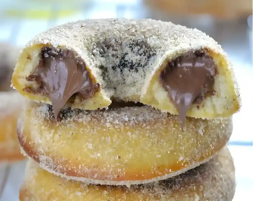 DONUTS GEFÜLLT MIT NUTELLA!