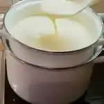EIERLIKÖR NACH DDR-TRADITION