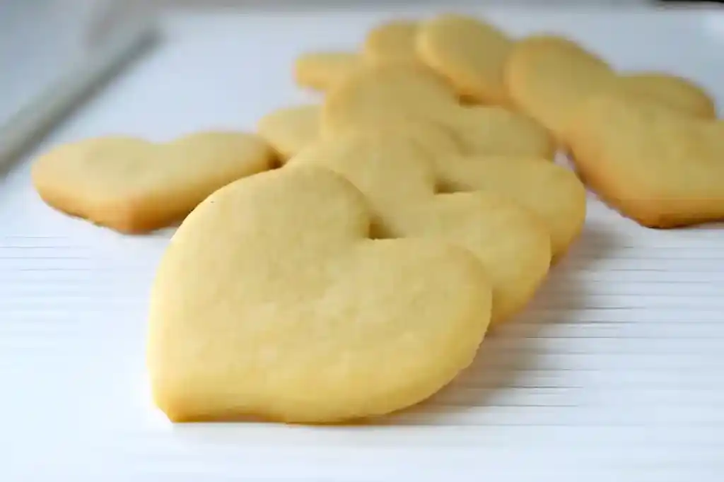 EINFACHE VANILLE KEKSE