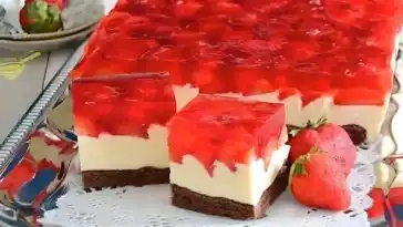 Erdbeerkuchen mit Quark & Mascarponecreme: Ein köstliches Rezept für Genießer