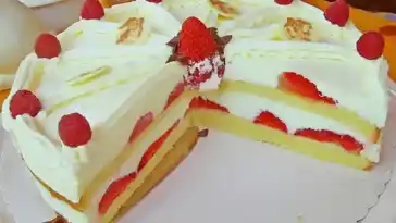 Erdbeertorte mit Quarkcreme